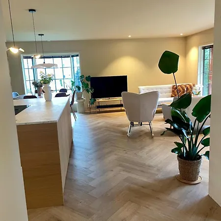 Βίλα Cozy House With Lovely Patio *